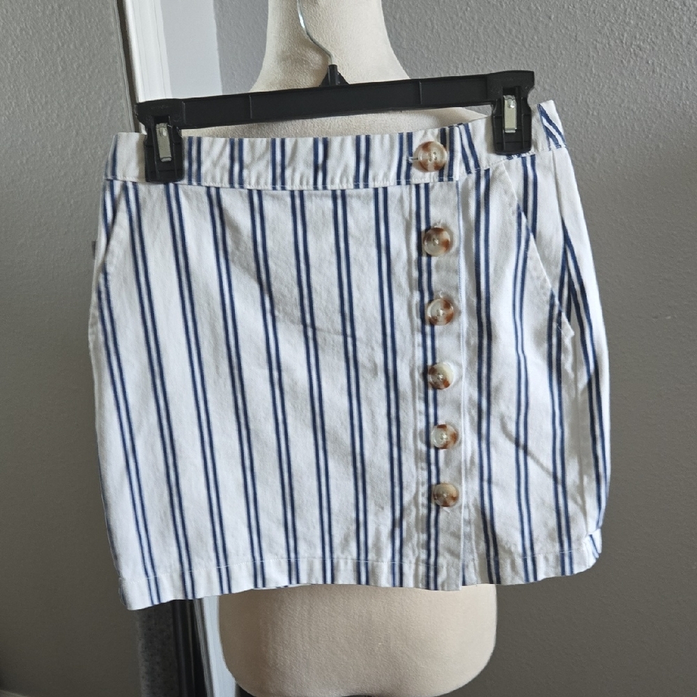 Forever 21 White and Blue Mini Pencil Skirt